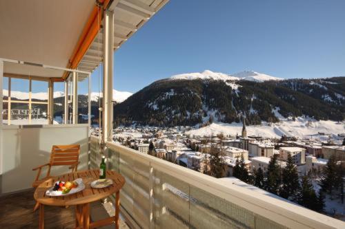 Esplanade Swiss Quality Hotel دافوس الغرفة الصورة